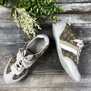 Coach • Kelson Tan and White Sneakers